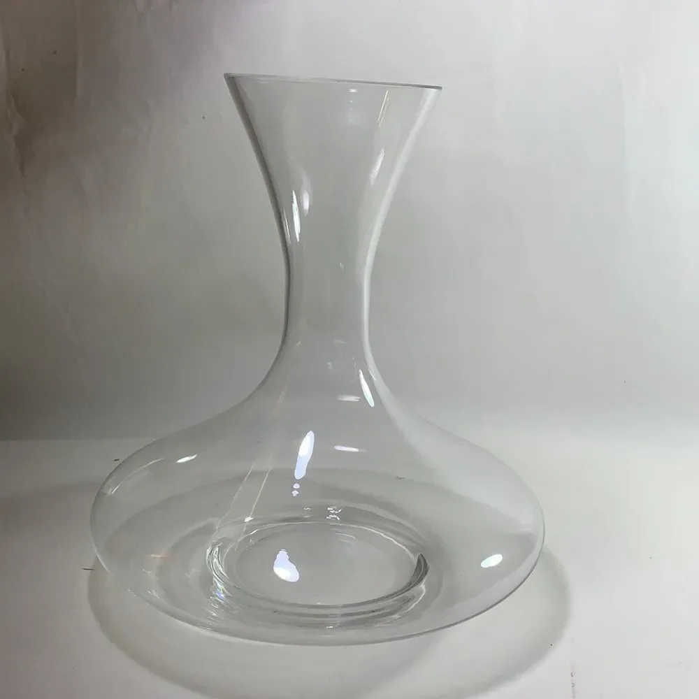 Epic Wine Spirits Party Supplies Classique Wine Decanter 54 Fl Oz Clear Glass